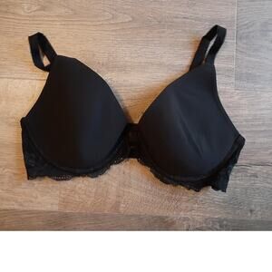 Victoria's Secret Black Lined Plunge Bra 34D NEW Lace Accent Front Closure
